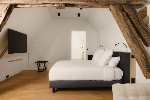 Luxury Estate Rental in Normandy · Le Clos des Martines · Bedroom 2